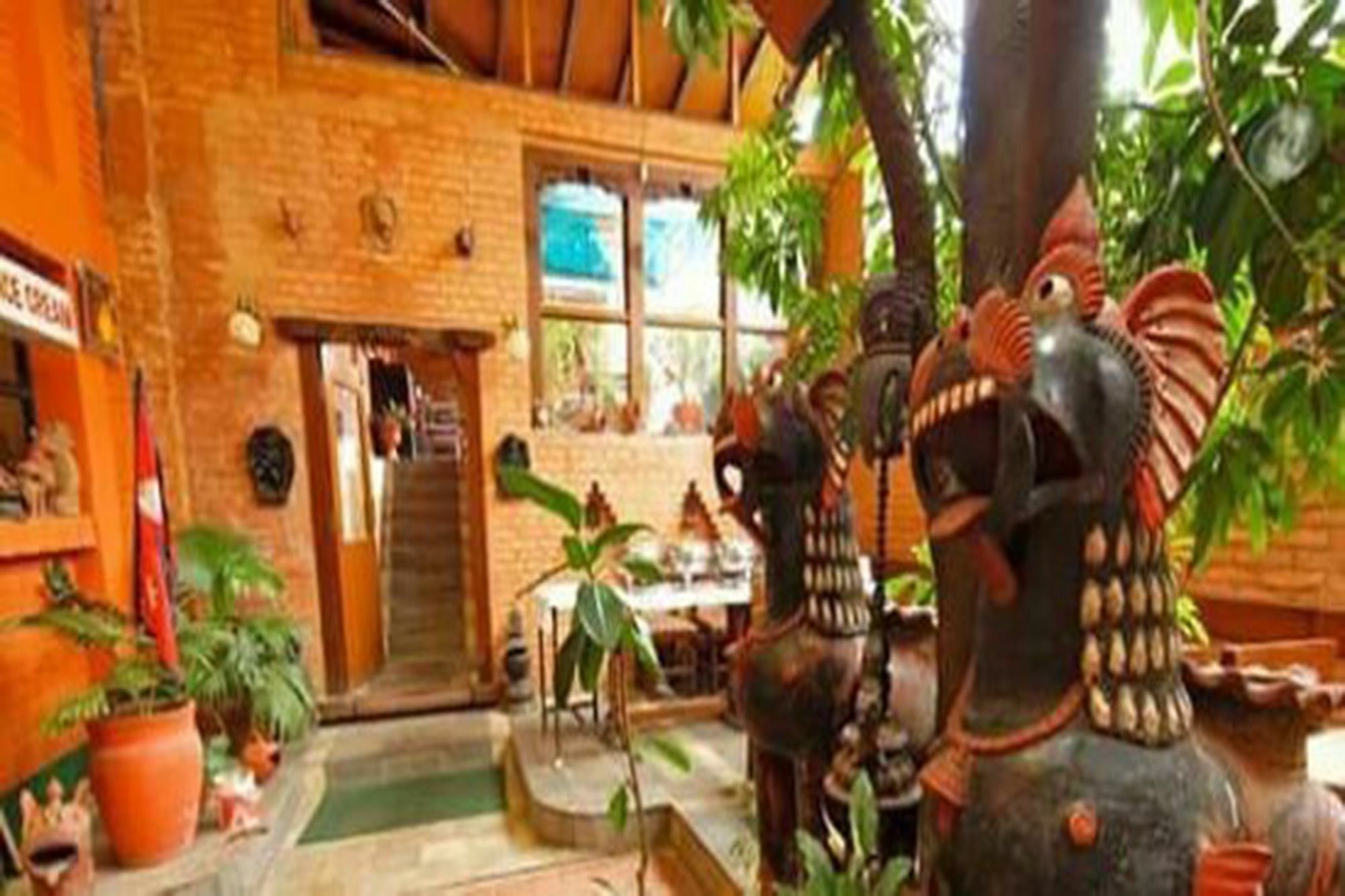 Отель Cafe De Patan Экстерьер фото